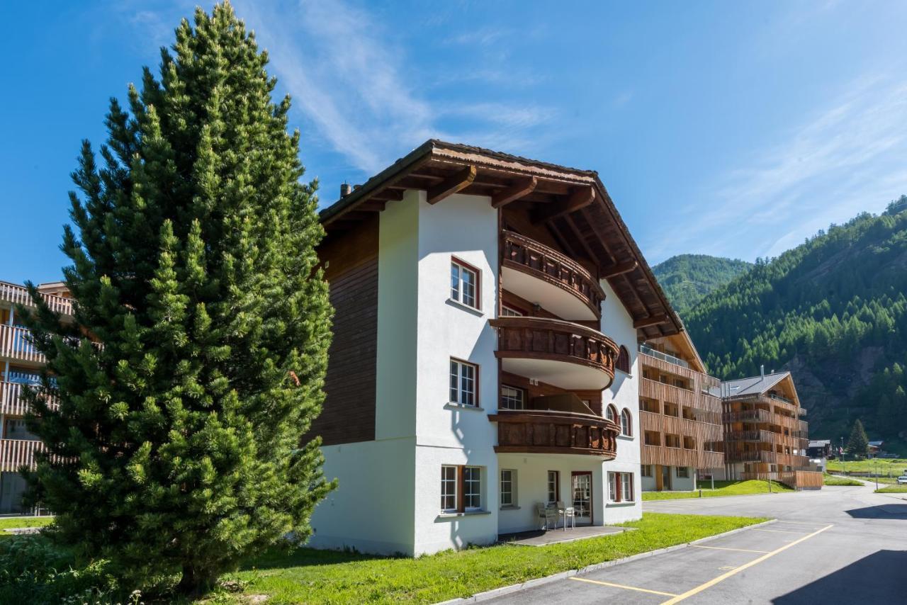 Montela Hotel & Resort - Casa Antares Saas-Grund Exterior photo